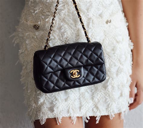 chanel maxi vs medium modshots|Chanel Classic Flap Size Comparison .